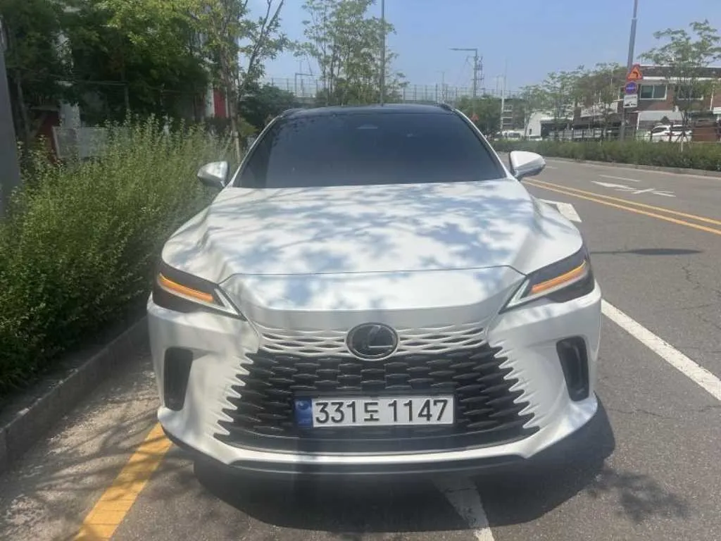 렉서스 RX 450h(5세대) 럭셔리 매물 사진 10 - 2026/05 5km (소형SUV)
